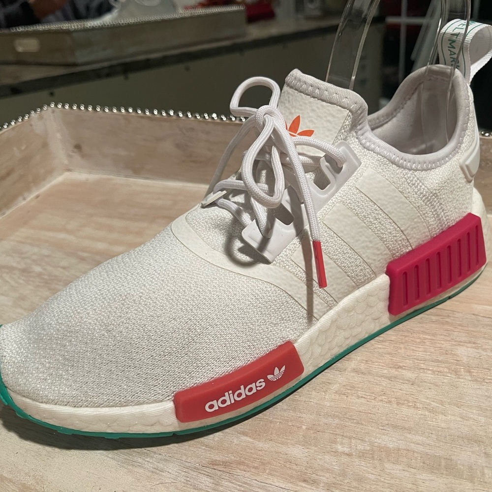 Adidas Women’s NMD R1 White Sneakers W/Bold Accents WORN ONCE